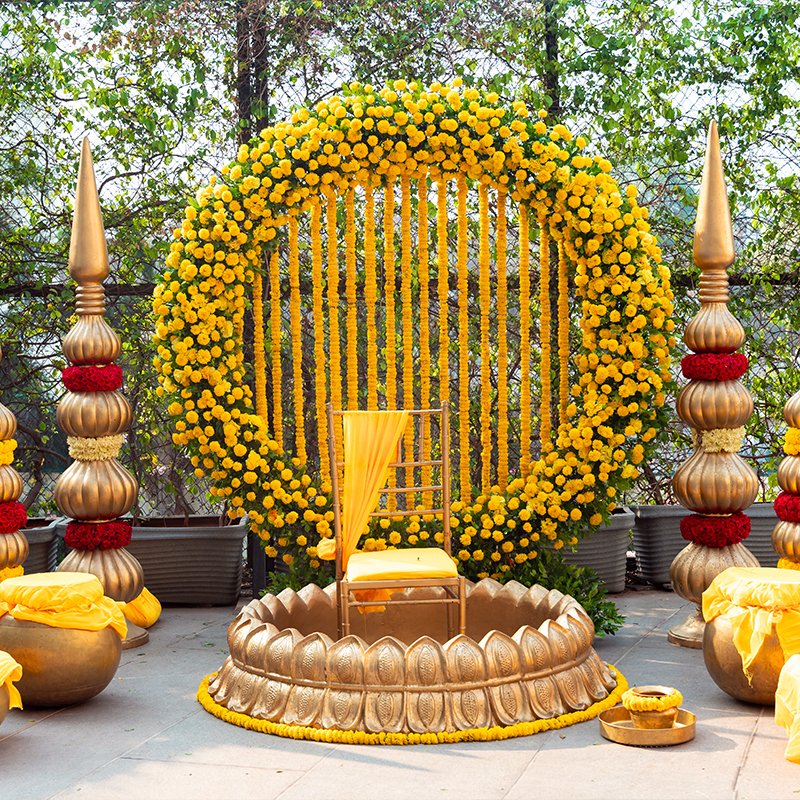 Elegant flower decoration in Kolkata by Hamd Flower Decoration